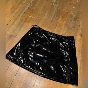 HYFVE Women's Patent faux Leather Black Mini Skirt in size S